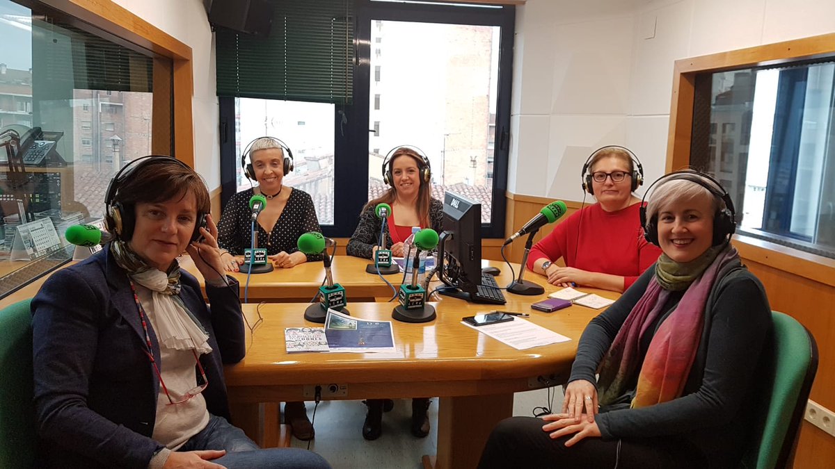 OndaCeroLleida's tweet photo. ♀ #8M Parlem de la Jornada Dones&Emprenedoria d'aquest dijous a CaixaForum Lleida amb Maria Ruiz @GLOBALLEIDA, Silvia Puertas @paerialleida Rosa Prats @TechnovationCat Remei Capitan #Agraiments i @estergasol
🎙⬇
https://t.co/KtHaBVzbY5 https://t.co/w7i0ePSuJf