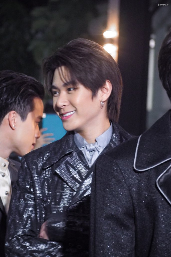 pimmypajaehae28's tweet image. 030320 | คมชัดลึกอวอร์ดครั้งที่ 16

@jackiejackrin —- 🥺💛🌻☀️🌈✨

น้องแจ๊คกี้เจื้อยแจ้วเจรจา พูดจาเป็นเจ้าหนูจำไม ปากหนูนุบนิบจุ๊บจิ๊บไปหมด ฮื่อออ หนูโม้อะไรค้าบ เจ้าเด็กน่ารักเด็กดีของพี่ พี่รักหนูเท่าโลก 🙆🏻‍♀️

#KCLAwxTRINITY
#คมชัดลึกอวอร์ดครั้งที่16
#JackieJackrin