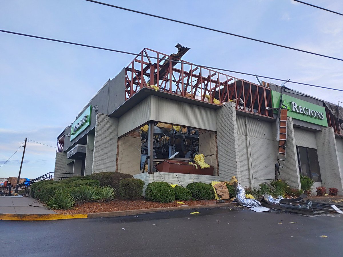SergioMarBel's tweet photo. This is in Germantown #nashvilletornado https://t.co/YxXf4YDOtX