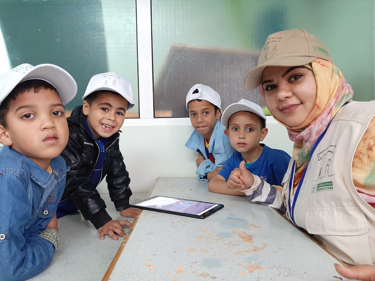 Phos_Foundation's tweet photo. Our #volunteers are now visiting Palestine school in the commune of Foum El Oued to give students the chance to design their city. #DMUV #morocco #urbandevelopment #empoweringcommunities https://t.co/IYmO5qyH7i