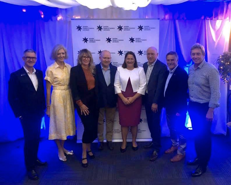 fiboydphillips's tweet photo. Thanks to @AusChamber for #BackingTheBush and bringing your wonderful event to Batemans Bay 👏👏 Lovely to hear from RFS Commissioner Shane Fitzsimmons and see local businesses chambers and many guests. Thank you #LoveTheBayBB 💕 https://t.co/kUb7PagLia