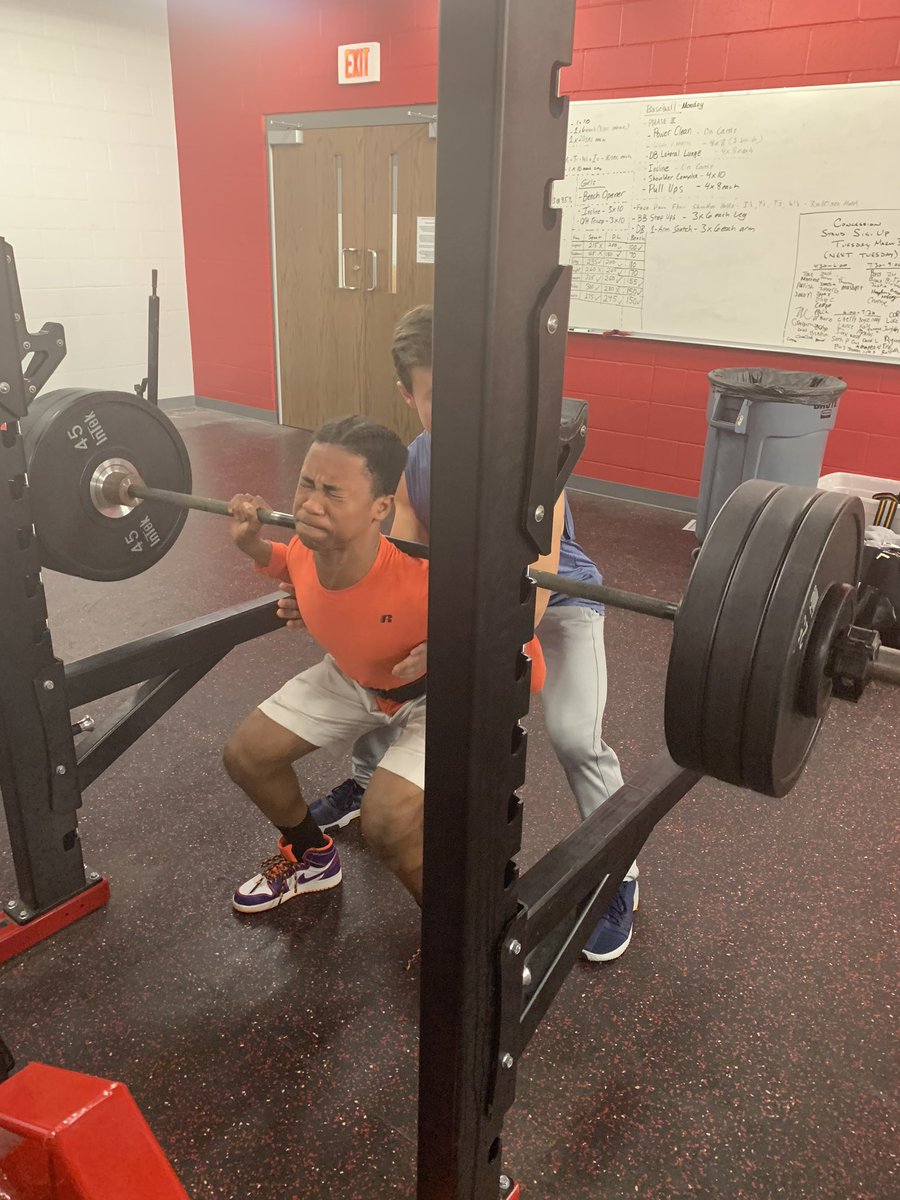 MHSCardsPWL's tweet photo. Putting in work this morning! #COMPETE https://t.co/MV8ELbNBjU