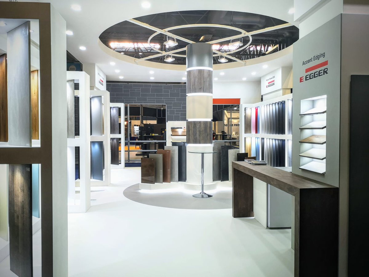 Meyer_Timber's tweet photo. Our decorative sales manager at the #KBB show, with our sister companies we are exhibiting products from @EGGER_UK  @Kronospan @Alvic come and visit us before the show ends tomorrow #decorative #Meyer https://t.co/IrDdegUR2p