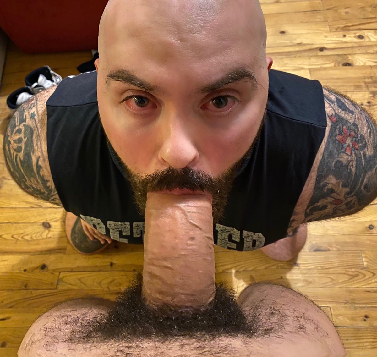 djemelloxxx's tweet photo. This is how i can swallow a huge dick, my eyes is red coz its too big 😳https://t.co/D14GkQBjS6 600+ x-rated posts (210+ videos!) https://t.co/grPlylF166