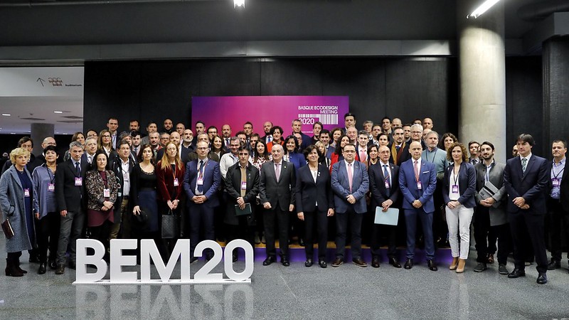 Ihobe_Eus's tweet photo. ♻️ El Basque Ecodesign Meeting 2020 concluye con la certeza de que la #economíacircular es un camino irreversible para la ciudadanía, empresas y administraciones.
🗞 Aquí os dejamos la crónica sobre el #BEMBasqueCountry2020
👉 https://t.co/zmfc6pvuEz
#CircularThinking https://t.co/IAvIUCGwrp