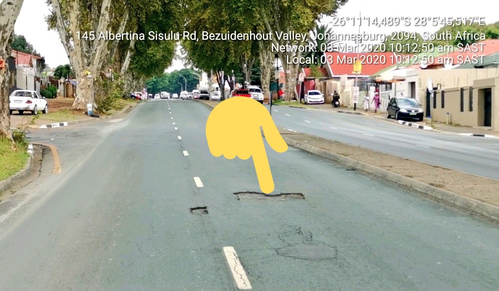 GTP_Traffstats's tweet photo. @MyJRA several sections of Albertina Sisulu between Bruma and Bez Valley in need of repairs
#WarOnPotholes @NHMakhuba @GeoffMakhubo https://t.co/lpm6GQkhCY