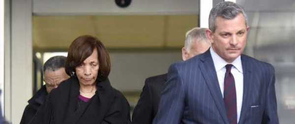 ListentoDC's tweet photo. Corrupt Former Baltimore Mayor Sentenced to 3 Years https://t.co/tz6jBWJSpg https://t.co/ro7dqLFZrp