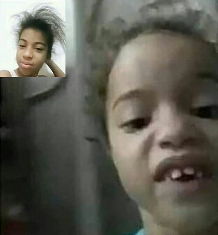 Venejero's tweet photo. Eu e minha amiga conversando por vídeo chamada https://t.co/KUcKraw0eF