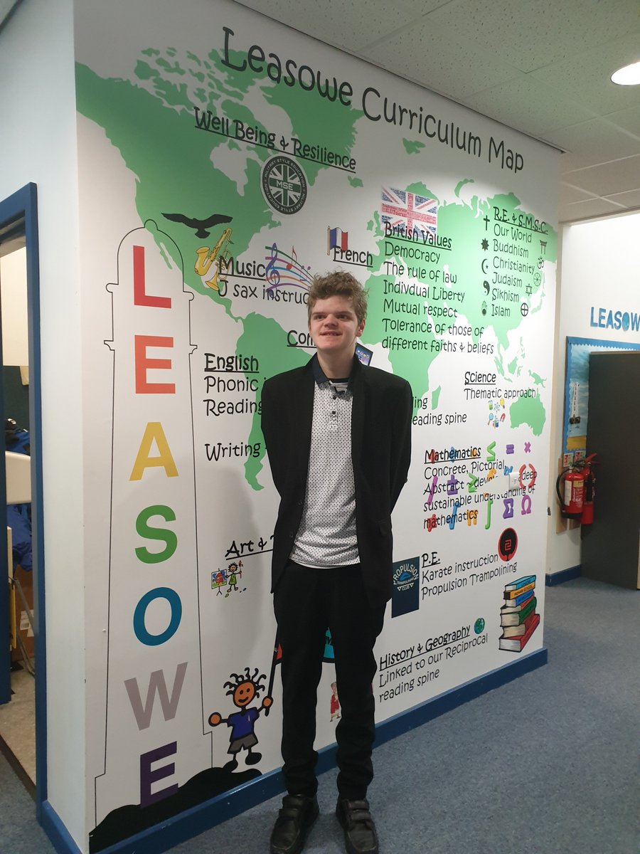 ClareMountSSC's tweet image. Miss Magnall, our Careers Coordinator has been to visit our Sixth Form students today on their 'extended' work placements. Harry and James are both doing incredibly well.