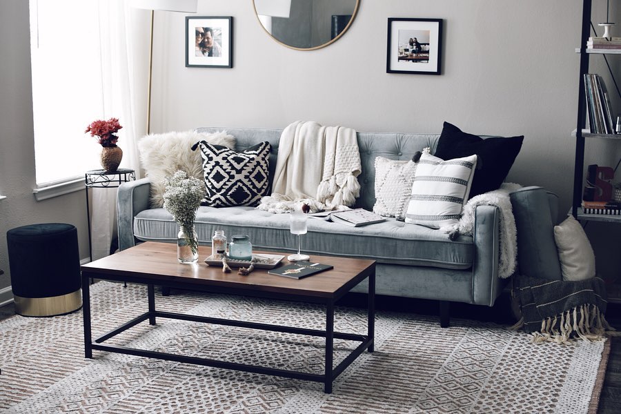 AtHomeStores's tweet photo. Last day for BOGO 50% off Indoor &amp; Outdoor Pillows.

#AtHomefinds photo via: @BrandiSoileau 

https://t.co/Kzi5ht7A6V https://t.co/R9L9xQfK4O