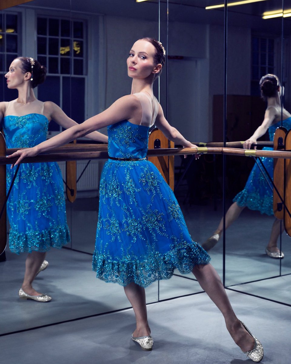 frenchsole's tweet photo. Dance with your feet, your heart will follow 🩰 Dance with your heart and your feet will follow 🦋 .
.
.
#frenchsole #balletstyle #ballerina #balletflats #balletbarre #dancewithyourheart #followyourheart #shoeaddict #ballerinadreams #love #chic #shoes #london #balletpractice https://t.co/X8SaWtYjNj
