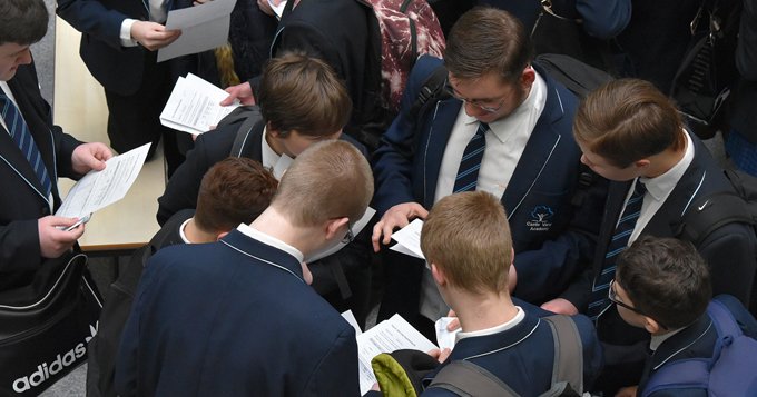 CastleviewUl's tweet image. Carrying on the ROA celebrations, it was lovely to see the Y10 students get their ROA results this morning. #CVProud