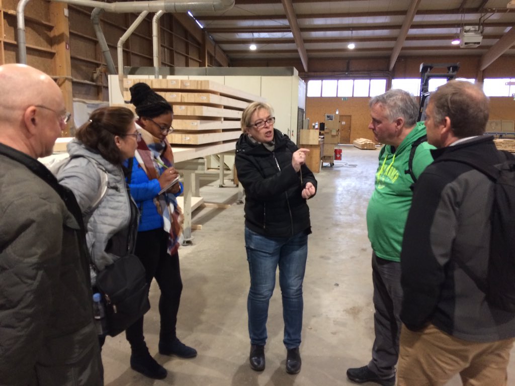 mihalya01's tweet photo. Visite ce matin de l’entreprise wallonne Stabilame avec les représentants québécois du SEREX et du Créneau Éco Construction, dans le cadre de leur coopération avec le @Cluster_EC de Wallonie #bois #construction #innovation #ecoconstruction #wallonie #quebec https://t.co/jwEmKX79Z8