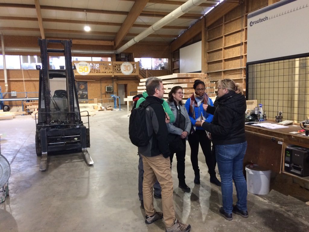 mihalya01's tweet photo. Visite ce matin de l’entreprise wallonne Stabilame avec les représentants québécois du SEREX et du Créneau Éco Construction, dans le cadre de leur coopération avec le @Cluster_EC de Wallonie #bois #construction #innovation #ecoconstruction #wallonie #quebec https://t.co/jwEmKX79Z8