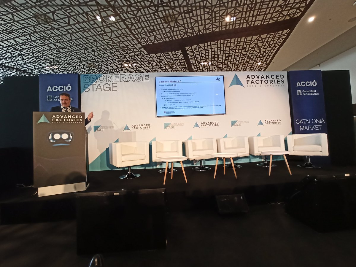 mmora's tweet photo. Avui presentem a @AdvanFactories el suport de @FomentTreball i de tota la xarxa de patronals territorials al #proACCIO40 
"Tenim grans pimes referents en i40 però en calen més. Talent i tecnologia les farà més competitives" 
Plenament convencuts! Grans companys de viatge! #AF2020 https://t.co/X2VvfRIa52