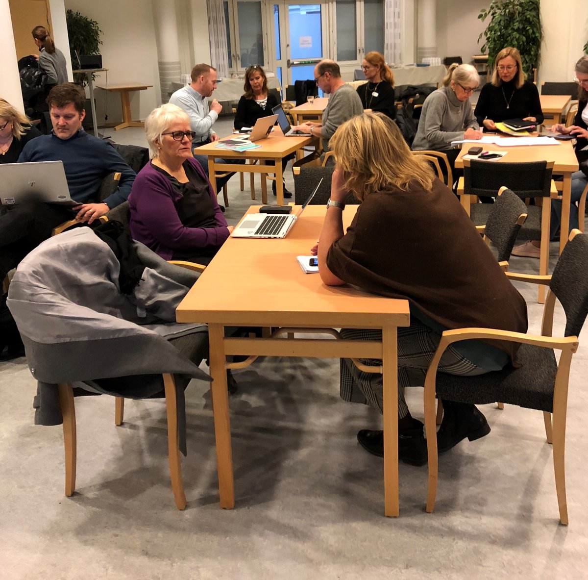 ChallengeLearn's tweet photo. Fantastic work with the engaging Leaders Day workshop with @marskogvol, @Henrik_rektor & @bitte58 in #Stockholm! #CLScandinavia #CLTeam https://t.co/csDaLTcgX2
