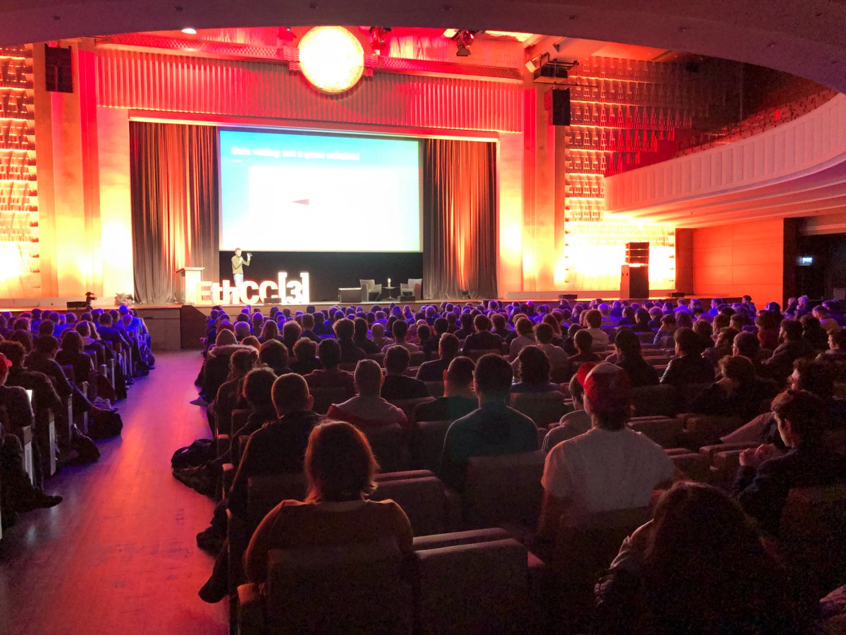 ✅ Tristan Colombet, CEO of Auctionity, is currently at the EthCC in Paris ✨
#crypto #blockchain #EthCC #ethereum #FranceBlockchainWeek
Here's a pic from Vitalik's conference 👇