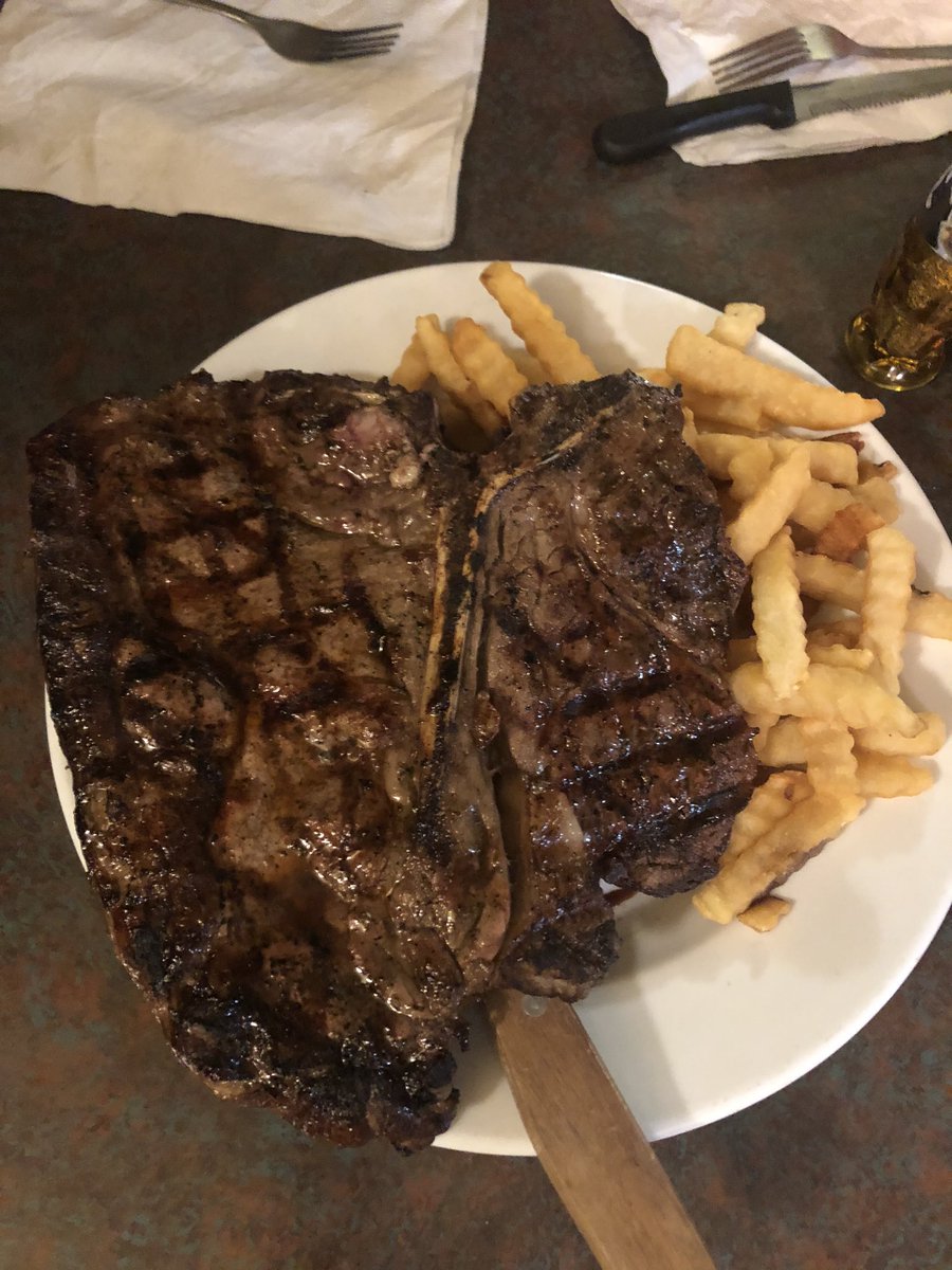 thegreaserack's tweet photo. Last week was a great week for Porterhouse steaks at The Rack. We had one of the biggest short loins I’ve ever seen which yielded some of the biggest steaks. Wish they were all like that!
#pleaseshare #letusfixdinner #cockecountypartnership #beststeaks https://t.co/Zgjvy3S4xw