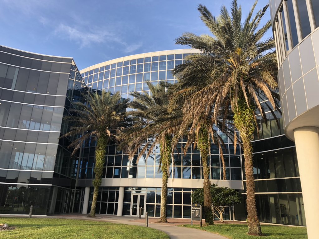 MPlatzer_OCPS's tweet photo. It is a beautiful morning at UCF!  Looking forward to hosting the OCPS elementary literacy coaches today.  Looking forward to knowledge building, collaboration, and relationship building! #OCPSElemELA #CDLIMPACT https://t.co/eGvSMbAeDa