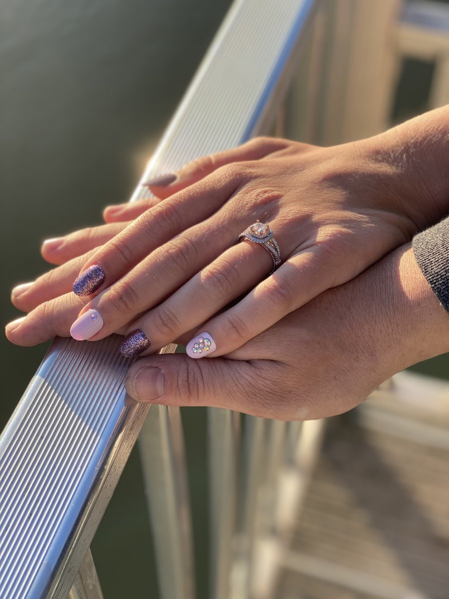 Bexs66's tweet photo. The 2021 Wedding: Update https://t.co/ebvZMZ0XJ0 https://t.co/0x78XQWm1g