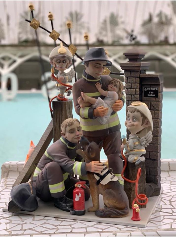 amorfallero_'s tweet photo. El #premiotiomaravillas 🏆 al ninot infantil que otorga la Falla Av.Pérez Galdós-Calixto III ha sido para la propuesta que Pedro Rodríguez ha presentado a la #exponinot20 para la @falla_ceramista_ros Enhorabuena comisión! 🙌 https://t.co/euGJmWH7FK