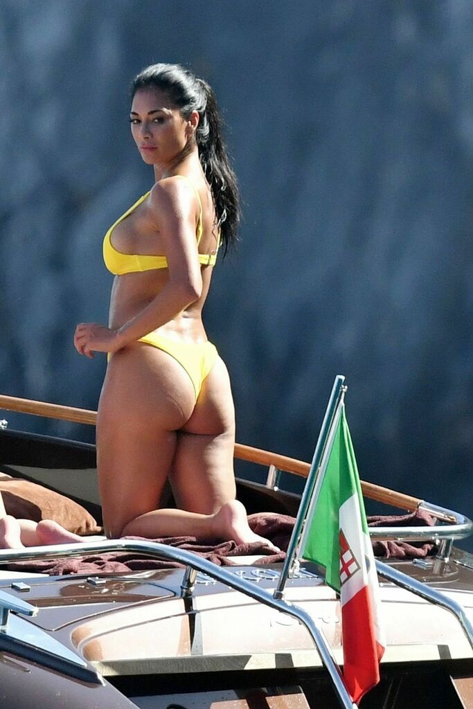 Nicole Scherzinger, 41 via /r/PrettyOlderWomen #POW #reddit https://t.co/8LC3t69rFy