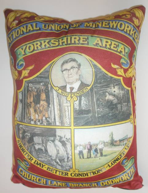 mhcollection00's tweet photo. NUM Mining Heritage Project supported by Unite union .. . . 2020 will be about creating jobs with people who have traditional skills and want to work. https://t.co/ofYtXOdXJu