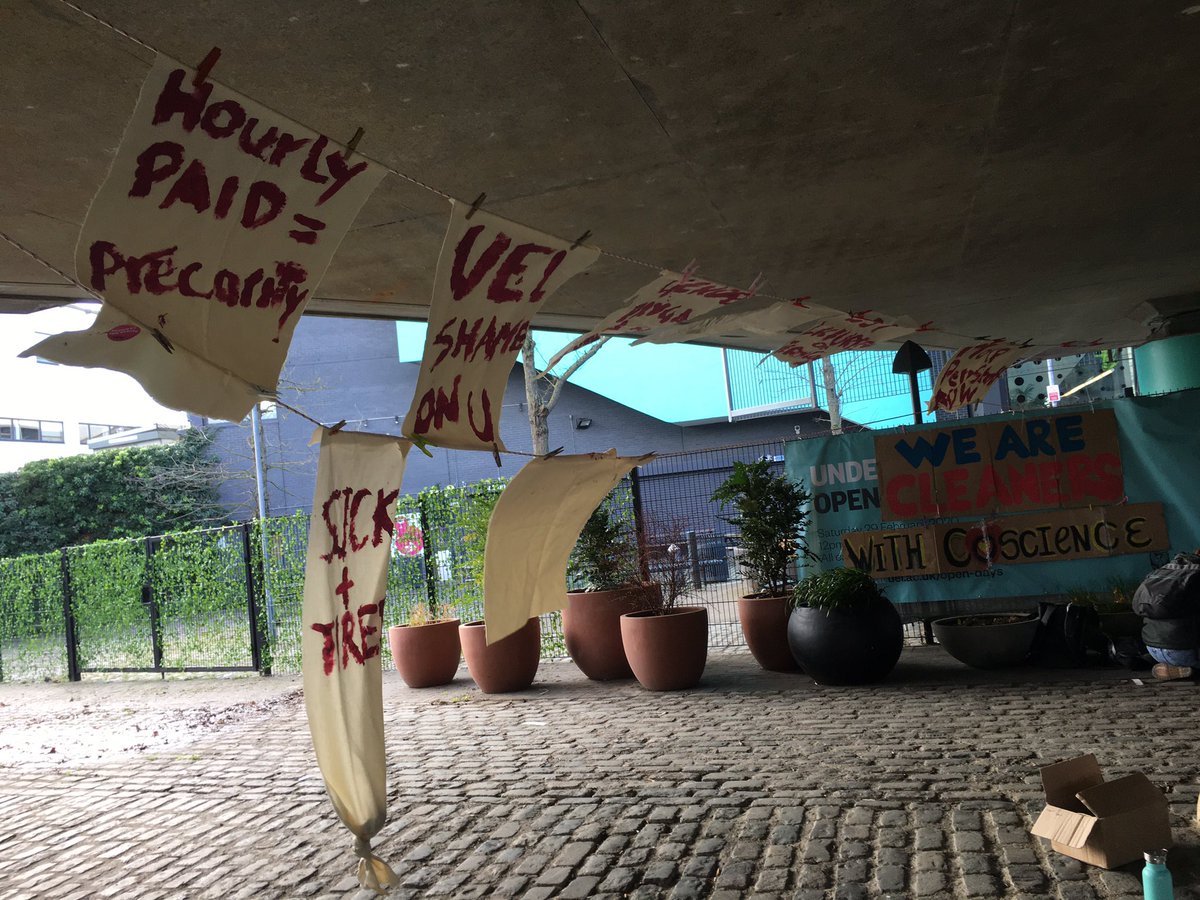 EastLondonUCU's tweet image. We are making NOISE today with @caiwuunion to end precarity, better working conditions and pay #solidarity #washingline #picket