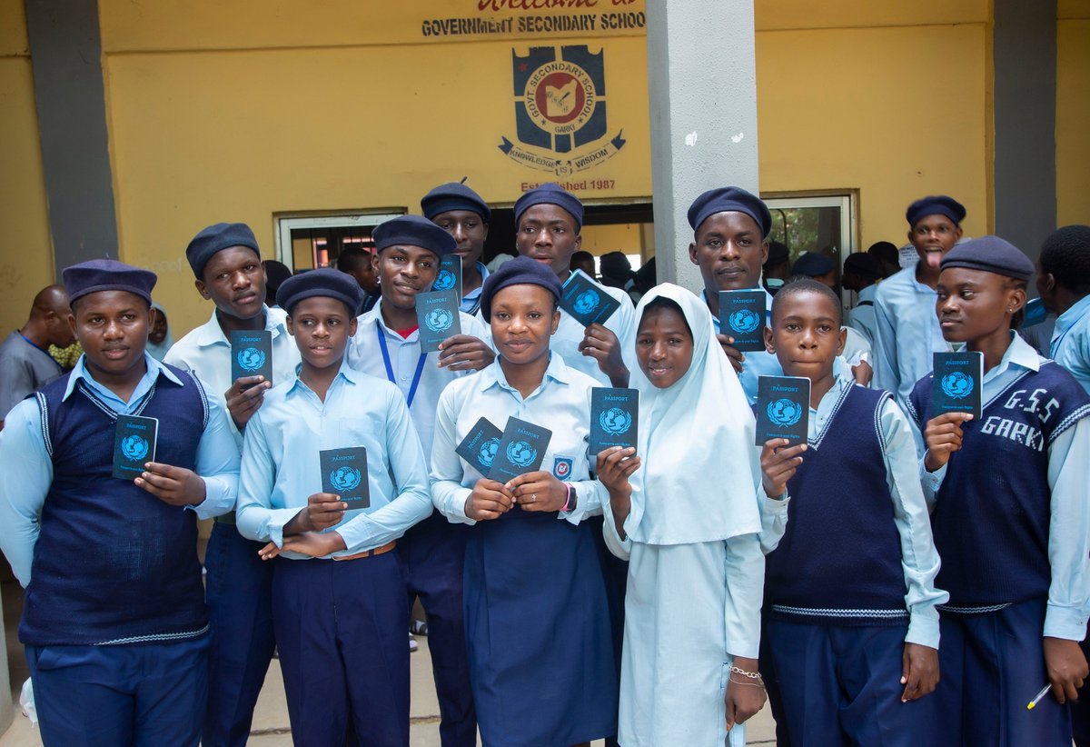UNICEF_Nigeria's tweet photo. To support the rights of children, @UNICEF_Nigeria is promoting the inclusion of Child Right Studies in the university curriculum. Dr. Geoffrey Njoku -Communications Specialist @UNICEF_Nigeria conveyed this during a media chat in Owerri. 

https://t.co/3xusrgtPTT via @THISDAYLIVE https://t.co/lEOItBiEOn