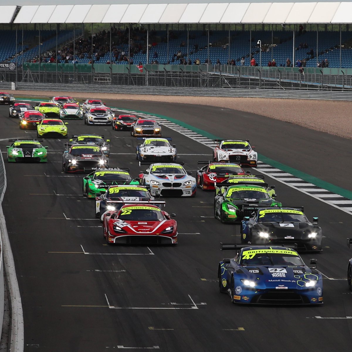 📋 35 CARS - full-season sell-out!
💥 19 GT3s - most since 2014!
💪 16 GT4s - all race-winning teams!

Full story ➡️ britishgt.com/news/586

#BritishGT | #BGTmediaday