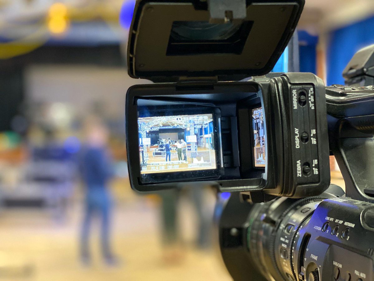 LearnLiveUK's tweet photo. Think you know about Construction? Watch the biggest construction broadcast of 2020 live from Emmbrook School in Wokingham!
We will be LIVE @ 10:30 so don't miss it!
Register now: https://t.co/R6wGsl3ZWk
@balfourbeatty @Scape_Group @WokinghamBC #ConstructionLive #Balfourbeatty https://t.co/nJTiQl8ny8