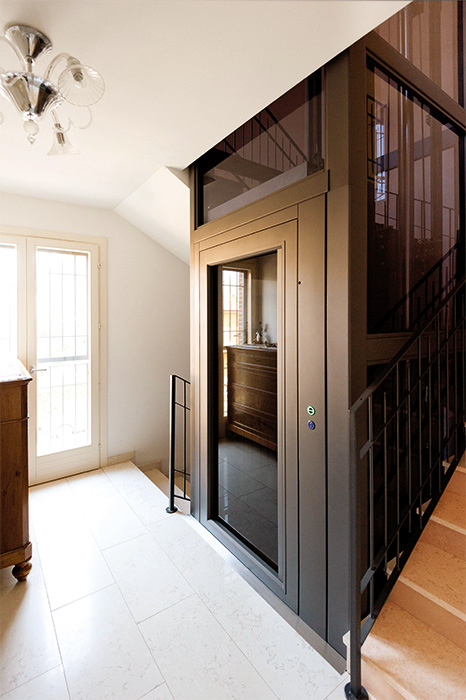 SeplWorld's tweet photo. An elevator is essentially a platform that is either pulled or pushed up by a mechanical means
For any query please call us on +91-9643326223 / 9811808756 / 011-28053010
#elevator #elevatordesign #hotelelevator #homeelevator #interiordesign #modernliving #homelift #moderndesign https://t.co/c21B9aurPn