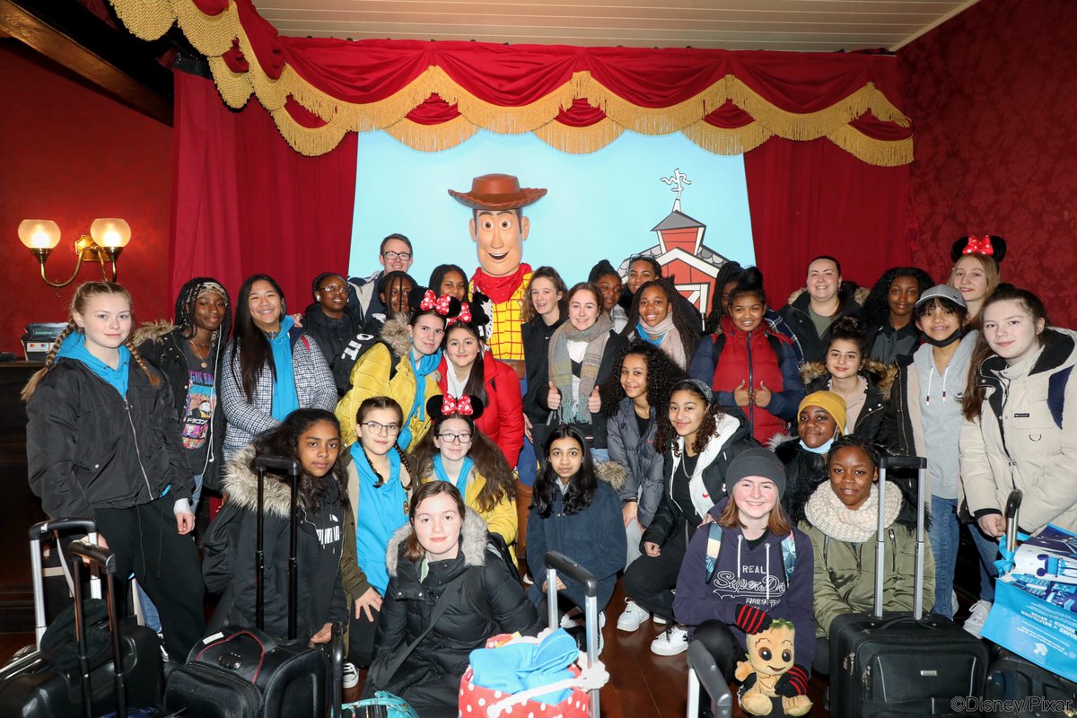 StAnnes_N13's tweet photo. Thank you to @EuroStudyTours & @DisneylandParis for a great few days! We had a blast and enjoyed #ComputingLive See you next year #StAnnesEnfield https://t.co/OeuFf2OP9F