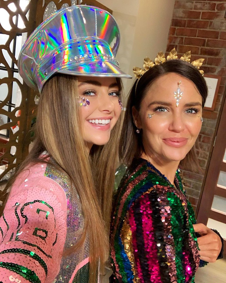 unbreakable86_'s tweet photo. Chloe Brennan and Elly Conway attending their first Mardi Gras party as a couple. β€οΈπ
#Chelly
#ChellyEndgame
#Neighbours
#WeWantChelly
#RepresentationMatters
#LGBTQ https://t.co/tPMKiDnRGD