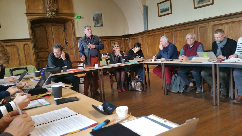 ParcduMorvan's tweet photo. Dernier CA #IPAMAC à Saint Flour avant les élections municipales
À l'ordre du jour, revitalisation de centre bourgs, forêts anciennes, loup,... https://t.co/siLECHNByZ