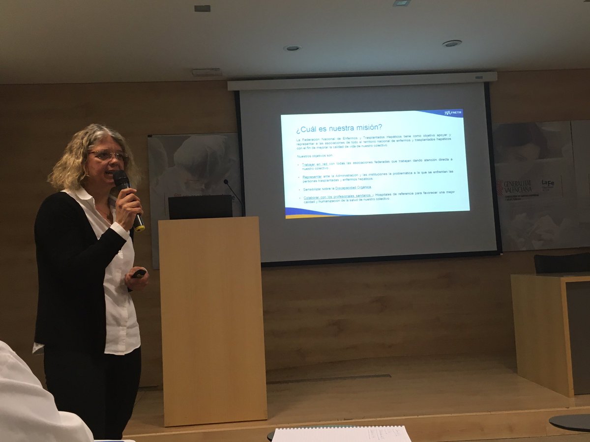 cursoAFPT's tweet photo. Mara Puertas, psicóloga de la @fneth_org, con su ponencia “Perspectiva del paciente trasplantado” comparte con nosotros la visión y experiencia del paciente trasplantado #cursoAFPT https://t.co/H8JpbvyiPr