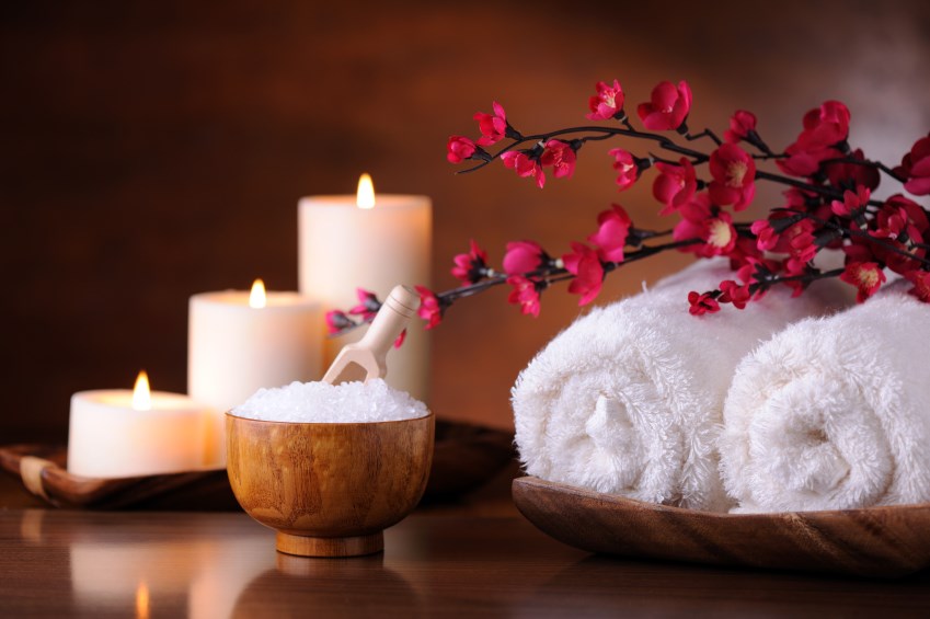 This is the time of the year when we all want to feel warm and cozy, filled with love and good energy at Crowne Fitness

For bookings contact us +971 50 925 2582

#massages #treatments #crowneplaza #spatime #relaxation