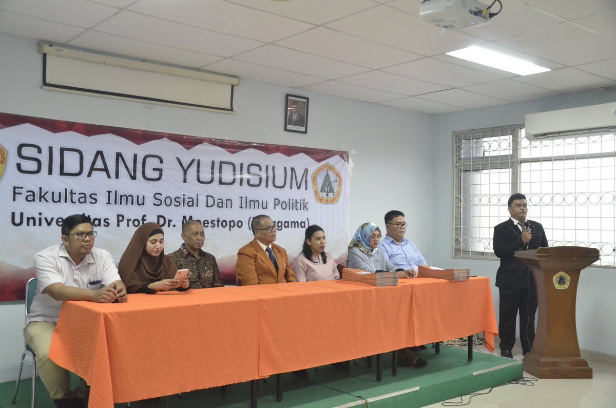 HumasMoestopo's tweet image. Yudisium Fakultas Ilmu Sosial dan Ilmu Politik (FISIP UPDM(B)) tahap 2 sebanyak Administrasi Publik 57 wisudawan dan Hubungan Internasional 61 wisudawan 
semoga menjadi sarjana UPDM(B) yang dapat dibanggakan...aamiinnn....sl
#MoestopoGueBanget
#MoestopoBeragama
#Moestopo