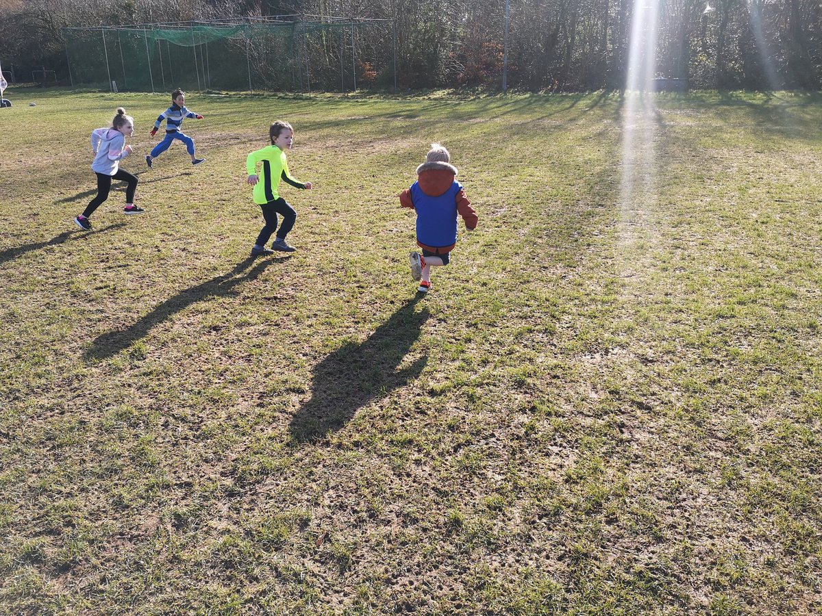 TheOffloadTeam's tweet image. You're never too young to back yourself the line  break. Sometimes you just have to have a go.... #intothedistance.