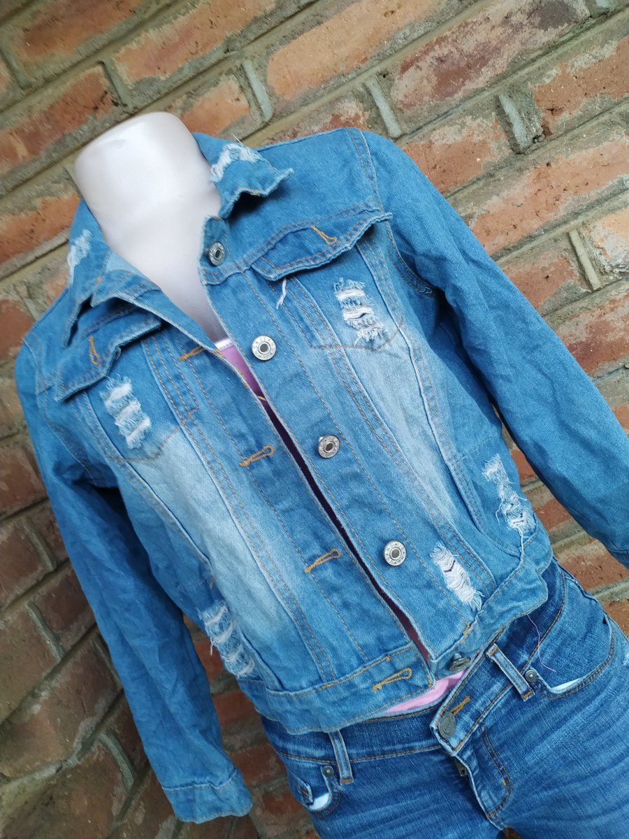 SpeesWardrobe's tweet image. Available.
K4,500
Small

0994076491