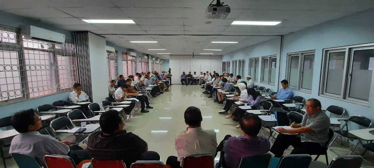 HumasMoestopo's tweet image. Rapat Pleno Dies Natalies Universitas Prof. Dr. Moestopo (Beragama) yang akan diselenggarakan tanggal 9 April 2020 dengan rangkain kegiatan Olah Raga, Seminar, Ziarah, Pengabdian Masyarakat dan Wisuda ....sl

#MoestopoGueBanget
#MoestopoBeragama
#Moestopo