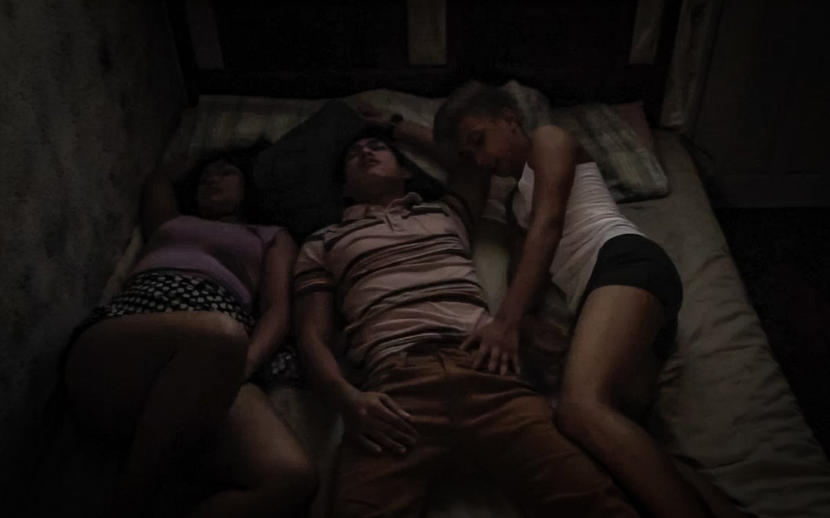 Paano pag ginapang ni best friend ang jowa mo? Anong gagawin mo? Panoorin ang pelikulang "Lamat" (UNCUT). Mapapanood na sa heyPogi. Punta na sa j.mp/32pnk03.heypogi

#heypogi <a href="/GAV02/">G.a. Villafuerte</a>
