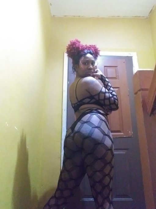 Damn I'm sexy https://t.co/U1GZGbH4NO