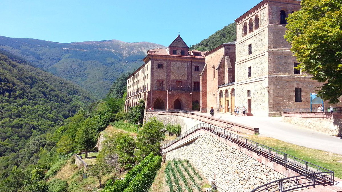 AlubiaAnguiano's tweet photo. Jornadas Gastronómicas de Alubia de Anguiano en el Alto Najerilla. #MonasteriodeValvanera.
Restaurante Abadía de Valvanera #AlubiadeAnguiano #LaRioja #AlimentosdeLaRioja
Teléfono reservas: 691170013 https://t.co/UHIVrZ99TI