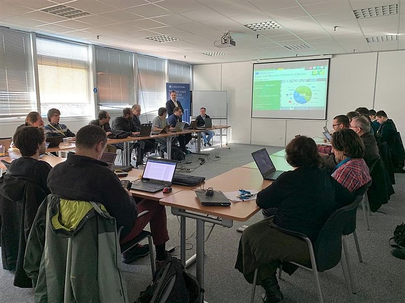 IT4Innovations's tweet photo. 🤝@LexisProject F2F meeting is in the progress in Grenoble, France. More about the LEXIS Project ⏭ https://t.co/dsFrviP6Sz https://t.co/IEw0wfz4cM
