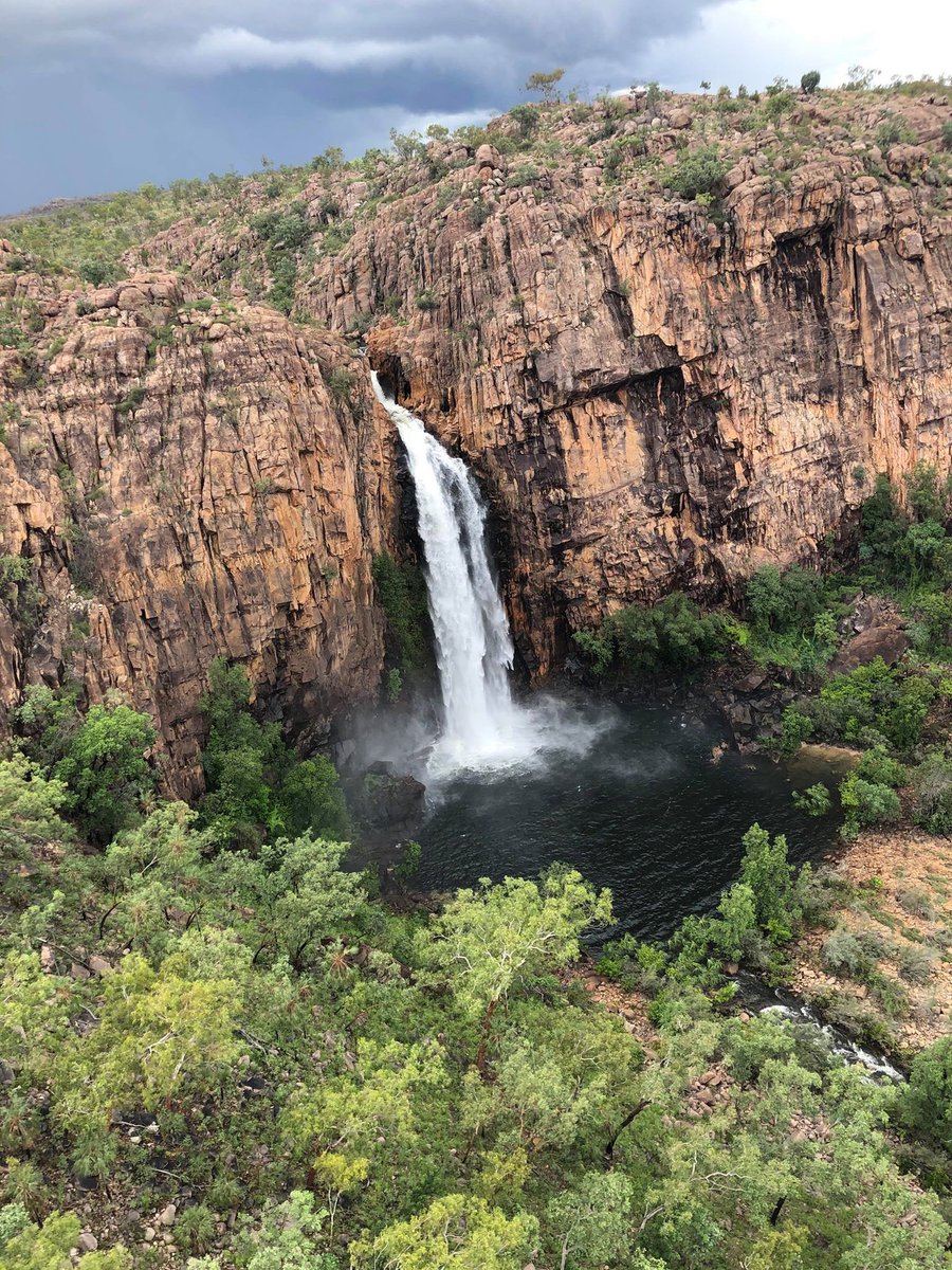 They made us wait, but it was worth it! #chasingwaterfalls #mothernaturesfinest