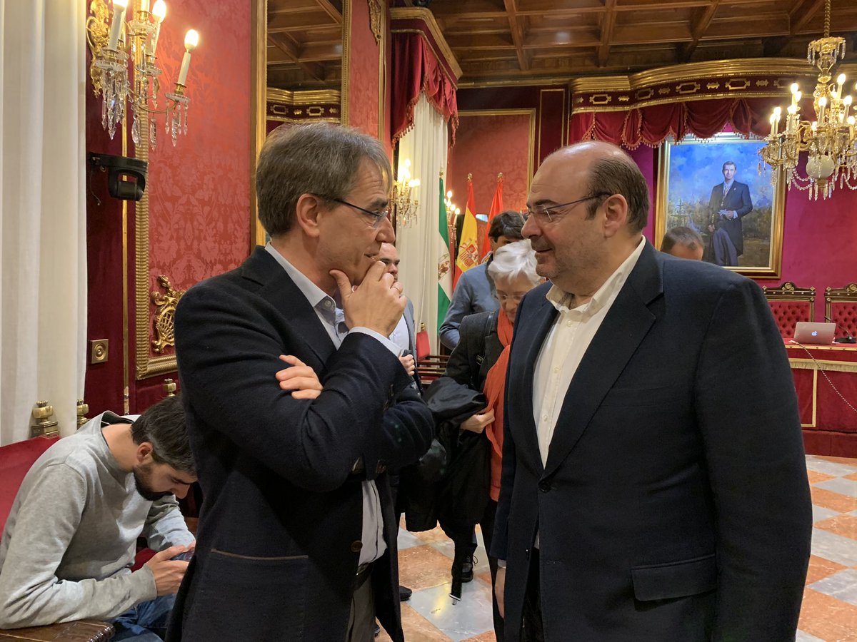 SebastianGR1965's tweet image. Un honor recibir en el @aytogra al grupo de investigadores granadinos que participan en la importante misión internacional Solar Orbiter. Un gran reto científico y tecnológico, en el que la ciudad de Granada tiene nombre propio. Enhorabuena!!!