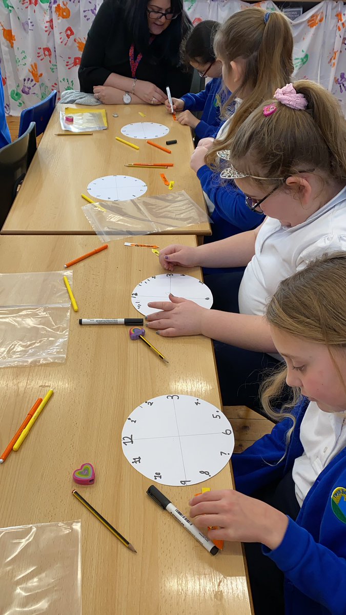 MrsSTwyn's tweet photo. Great work in the Shine room today busy with our clocks https://t.co/OZNaBkaBCu