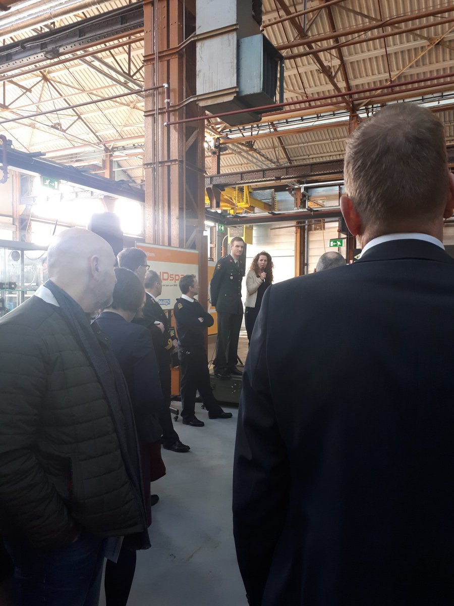 DJ_Grootenboer's tweet photo. Vanmorgen samen met wijkagent Diede @POL_Zeehaven  aanwezig bij de opening van #mindbase van @Defensie bij de @RDMCampus #innovationdock #portofrotterdam https://t.co/dMB0Tj6D75