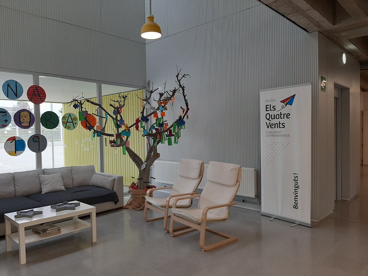 UB_IL3's tweet photo. ✏️El proyecto europeo #Edu_SHIFT cofinanciado por el programa #ErasmusPlus y liderado por #IL3UB recluta las escuelas participantes en el piloto. El @educaciocat ha visitado estos días las escuelas catalanas que formarán parte de este proyecto! @UniBarcelona @aboakademi @UNIC_ENG https://t.co/wCS4yTHxNw